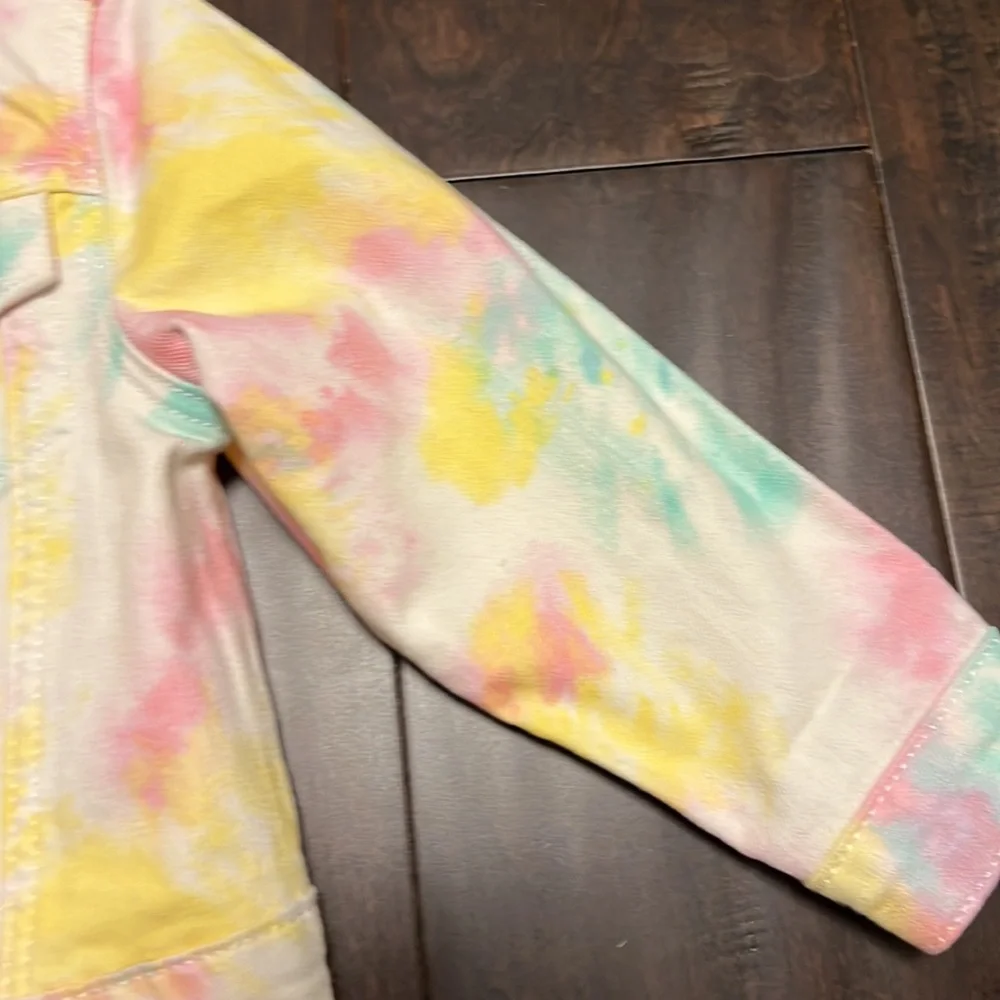 Old Navy Toddler Girls Rainbow Dip dyed tie dyed denim jacket!